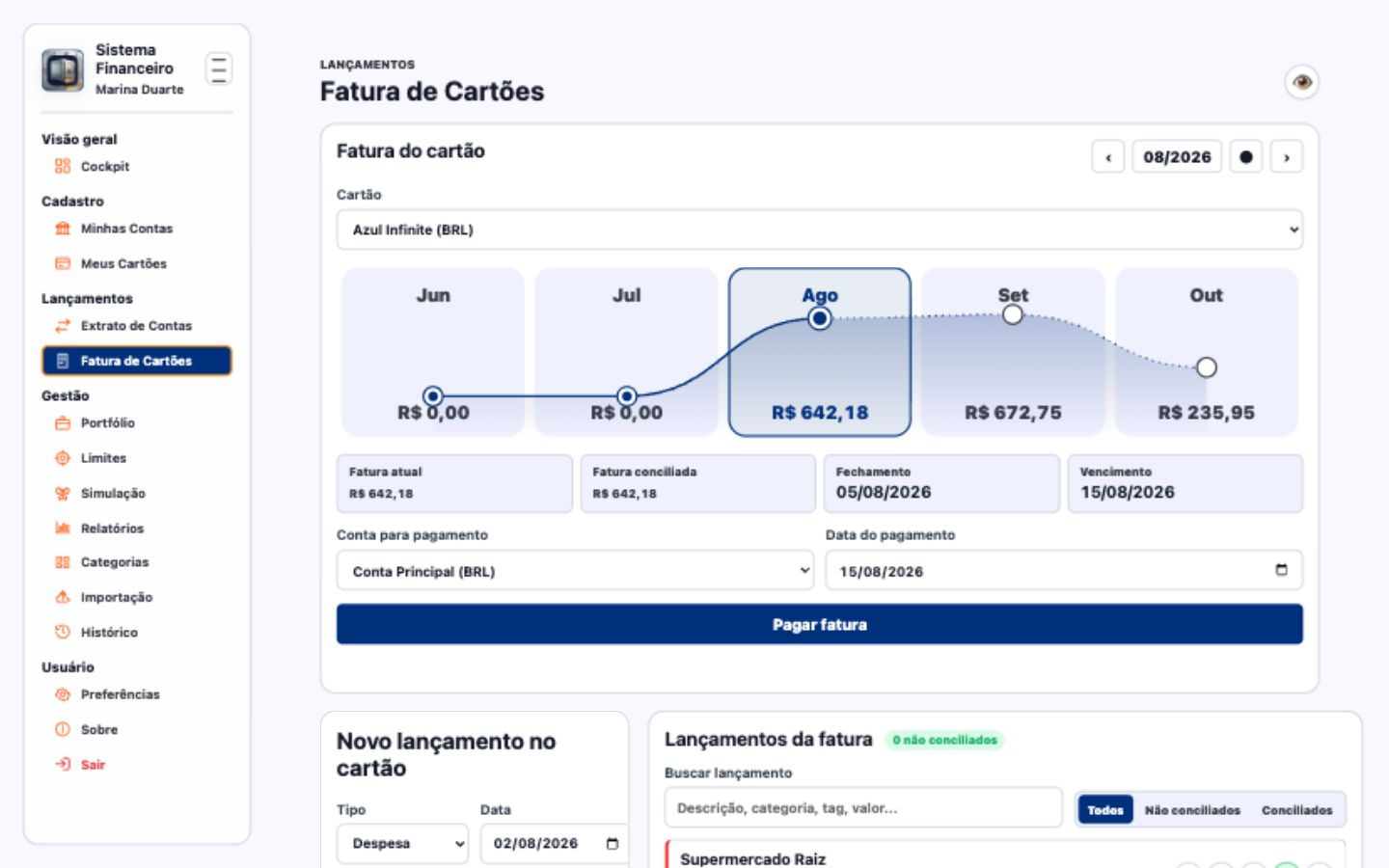 Tela de controle de cartões de crédito com faturas, compras parceladas e lançamentos.